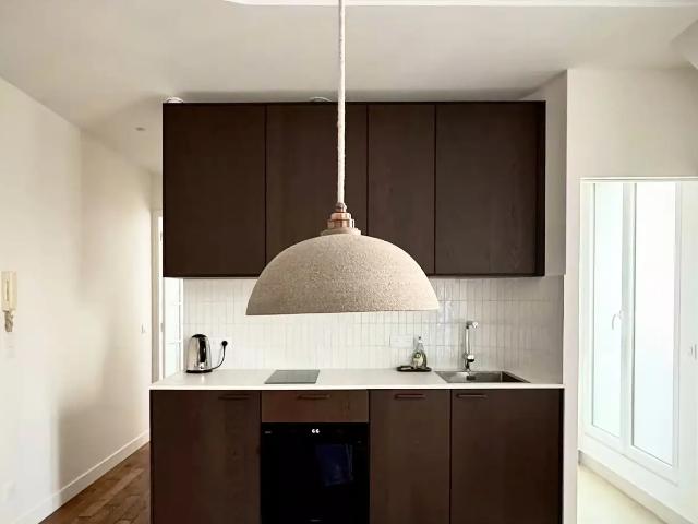 Location Appartement Rue Euryale Dehaynin, Paris