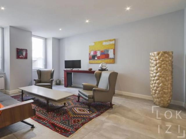 Location Appartement Rue Fondaudège, Bordeaux