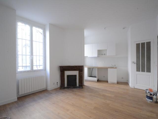 Location Appartement Rue Fondaudège, Bordeaux