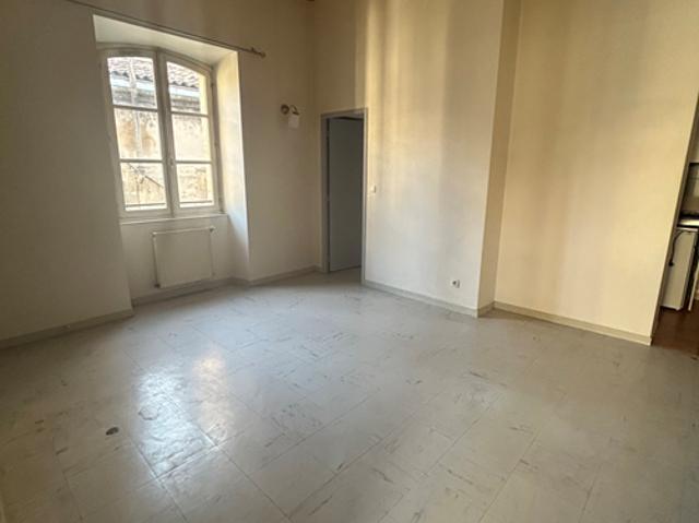 Location Appartement Rue Fondaudège, Bordeaux