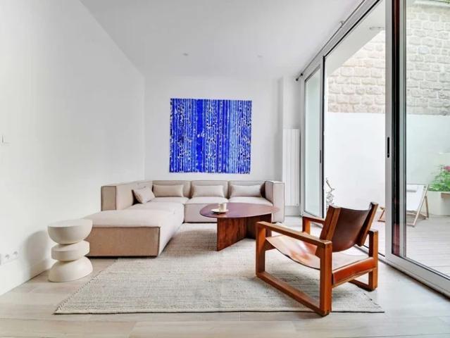 Location Appartement Rue Fortuny, Paris
