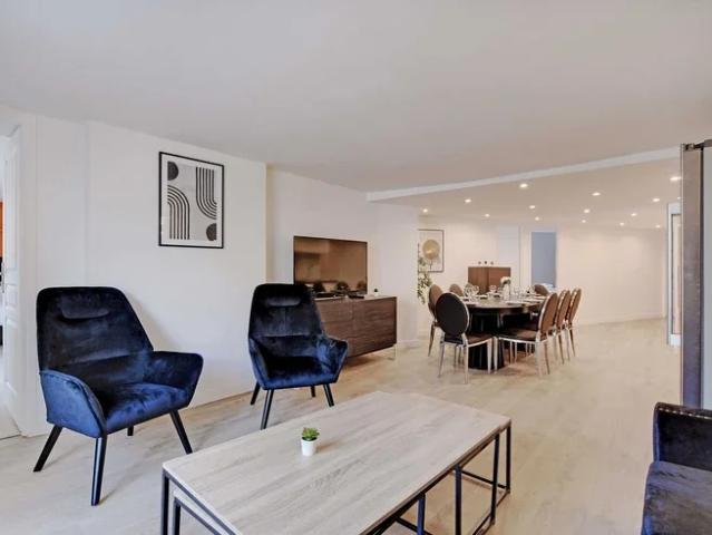 Location Appartement Rue Favart, Paris