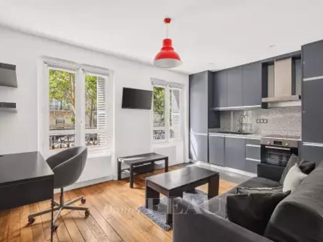 Location Appartement Rue Fabert, Paris