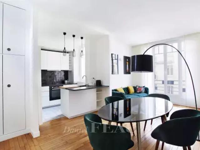 Location Appartement Rue Fabert, Paris
