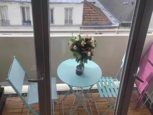 Location Appartement Rue Fagon, Paris