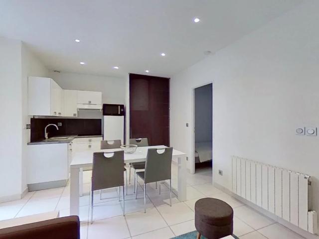 Location Appartement Rue Faidherbe, Lyon