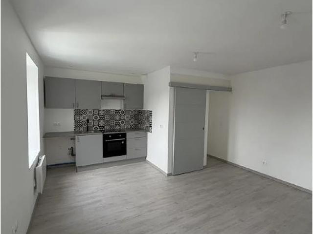 Location Appartement Rue Faidherbe, Lille