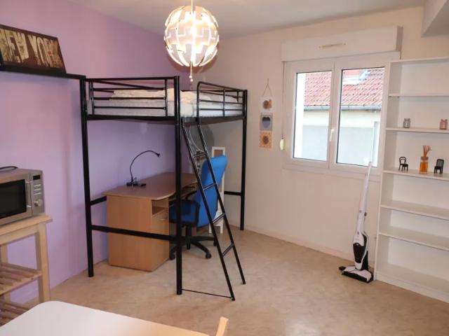 Location Appartement Rue Félix Médoc, Reims
