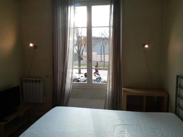 Location Appartement Rue Firmin Gillot, Paris