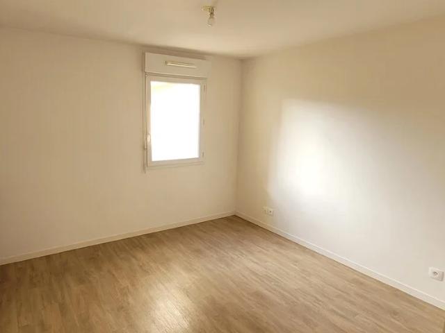 Location Appartement Rue Flora Tristan, Rezé