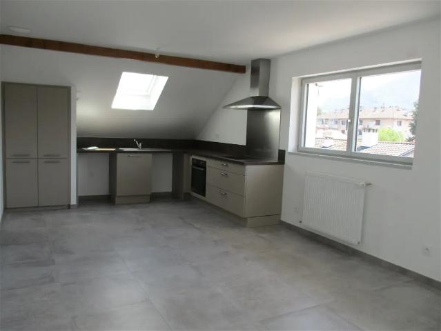 Location Appartement Rue François Lévêque, Annecy