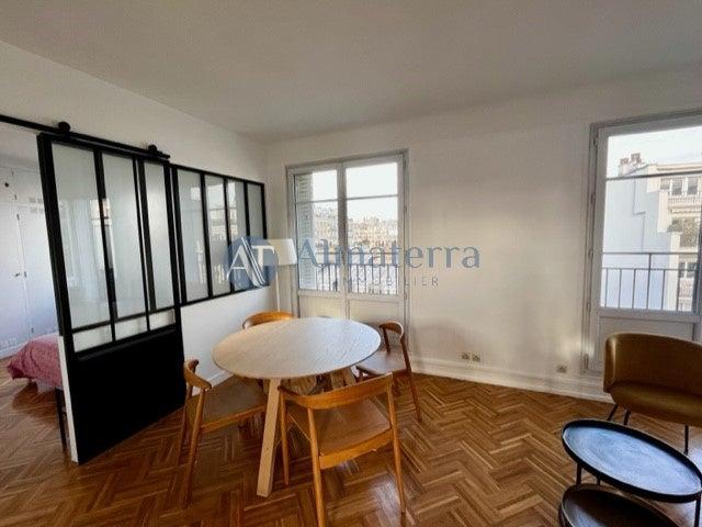 Location Appartement Rue François Millet, Paris
