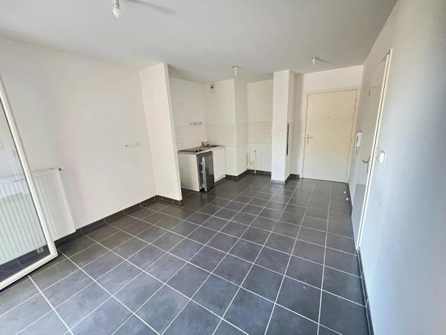 Location Appartement Rue Françoise Giroud, Toulouse