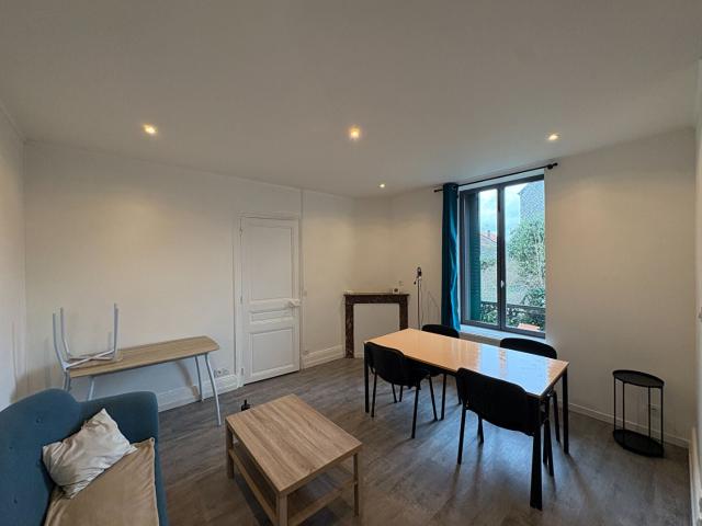 Location Appartement Rue Francisco Ferrer, Charleville Mézières