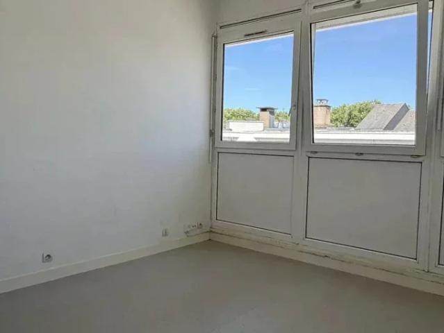 Location Appartement Rue Frédéric Joliot Curie, Tours