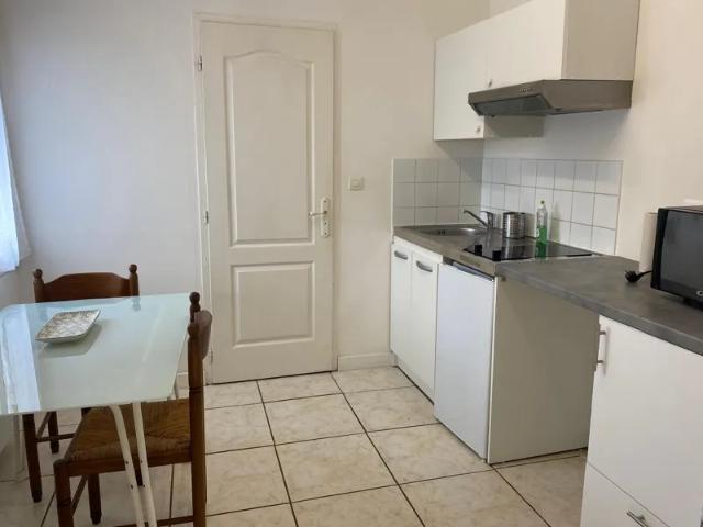 Location Appartement Rue Frédéric Sévène, Talence