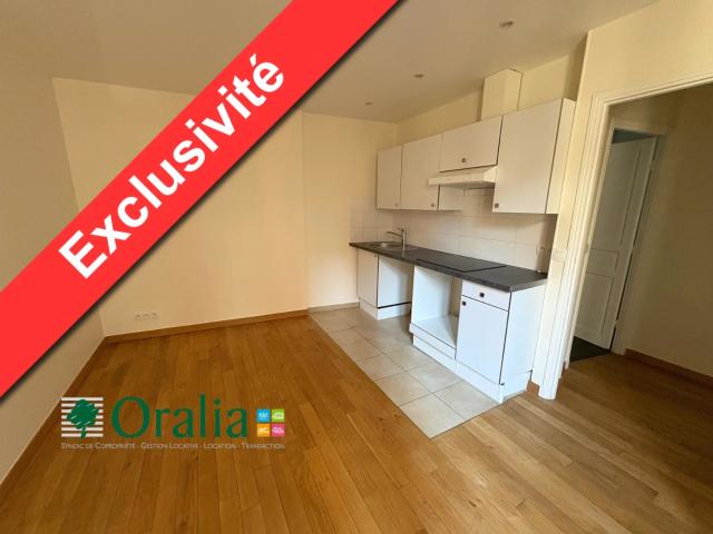 Location Appartement Rue Froidevaux, Paris