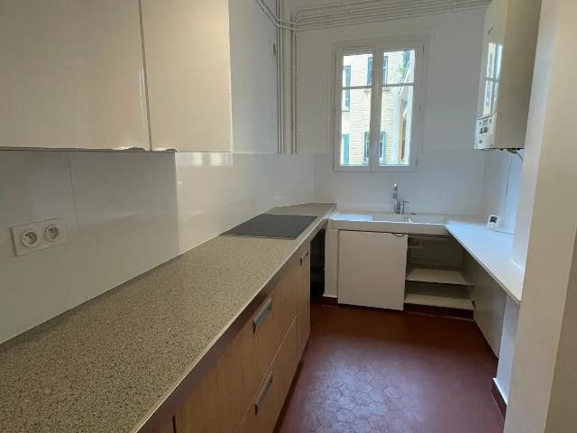 Location Appartement Rue Froidevaux, Paris