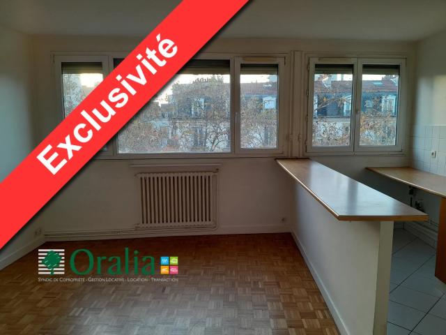 Location Appartement Rue Froidevaux, Paris