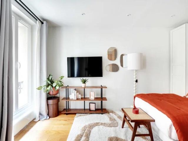 Location Appartement Rue Fustel de Coulanges, Paris