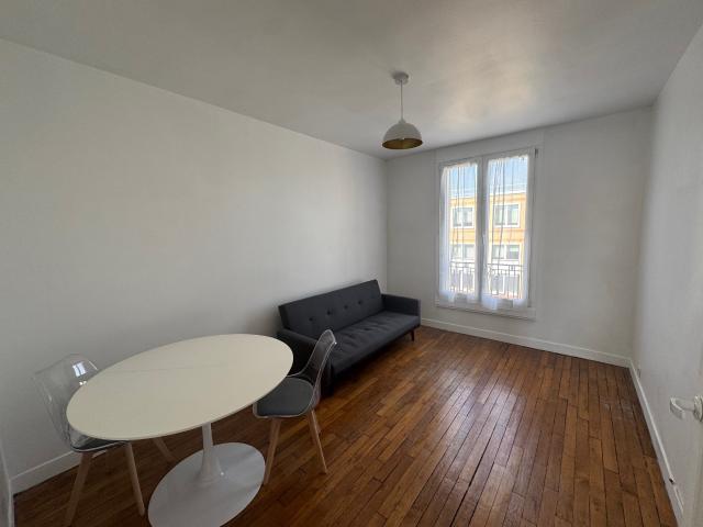 Location Appartement Rue Kléber, Levallois Perret