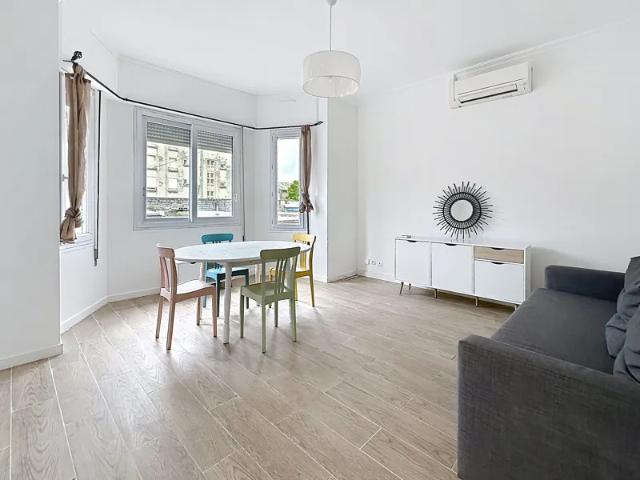 Location Appartement Rue Kruger, Avignon
