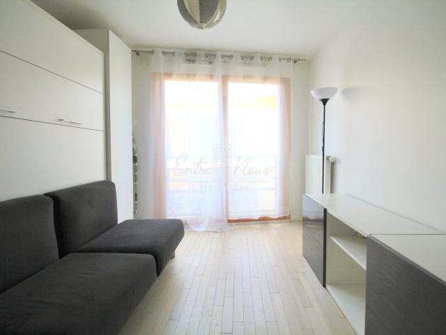 Location Appartement Rue Hoche, Colombes