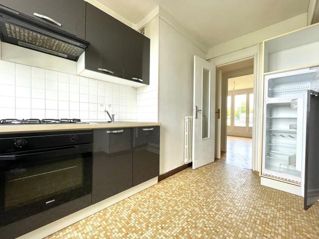 Location Appartement Rue Hoche, Brest