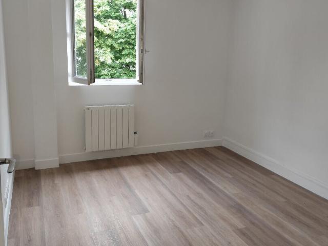 Location Appartement Rue Hoche, Puteaux