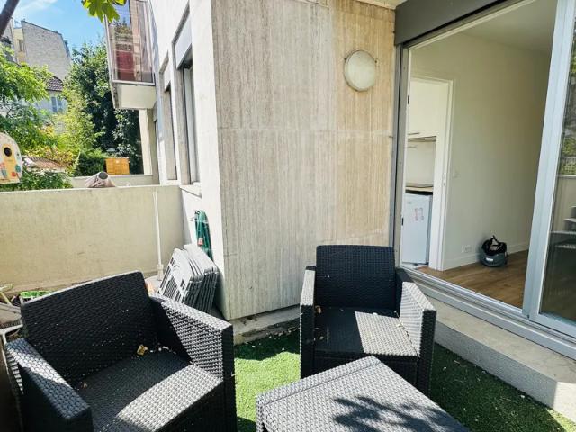 Location Appartement Rue Haussmann, Courbevoie
