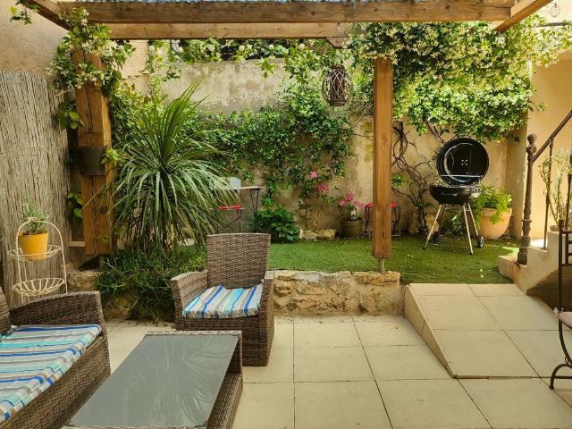 Location Appartement Rue Haute, Loupian