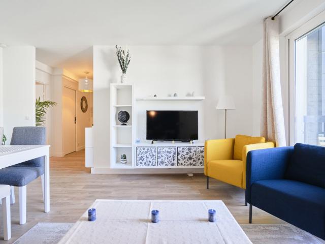 Location Appartement Rue Haxo, Paris