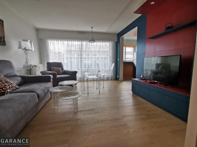 Location Appartement Rue Hallé, Paris