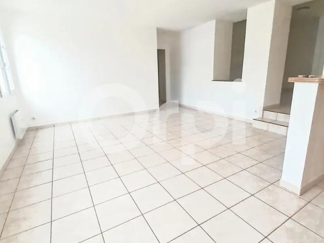 Location Appartement Rue Heurtevin, Lagny le Sec