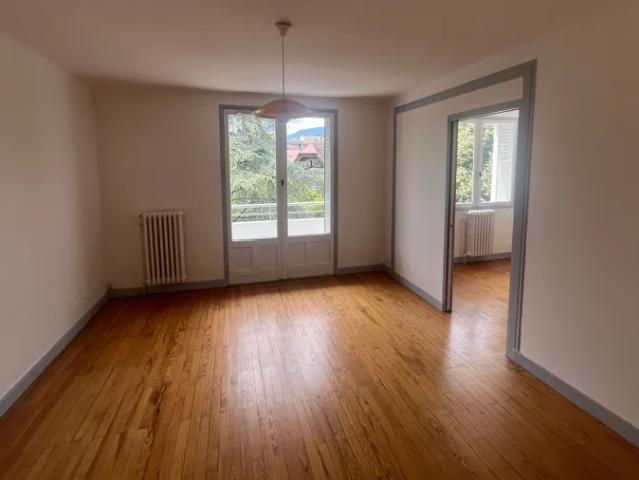 Location Appartement Rue Hector Berlioz, Chambéry