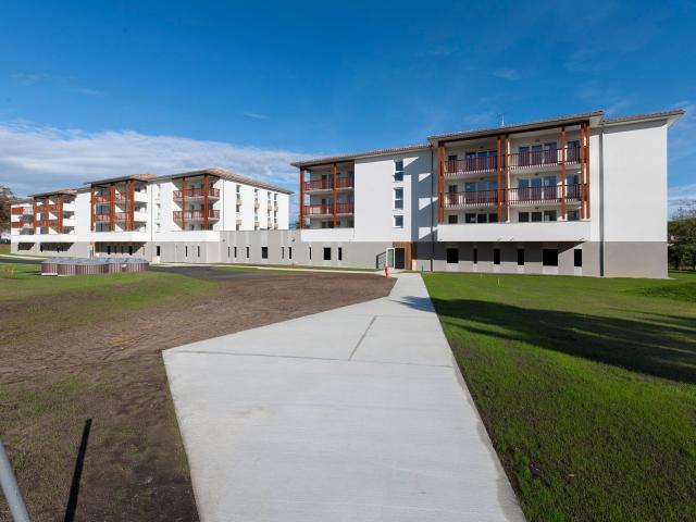 Location Appartement Rue Hélène Boucher, Mont de Marsan