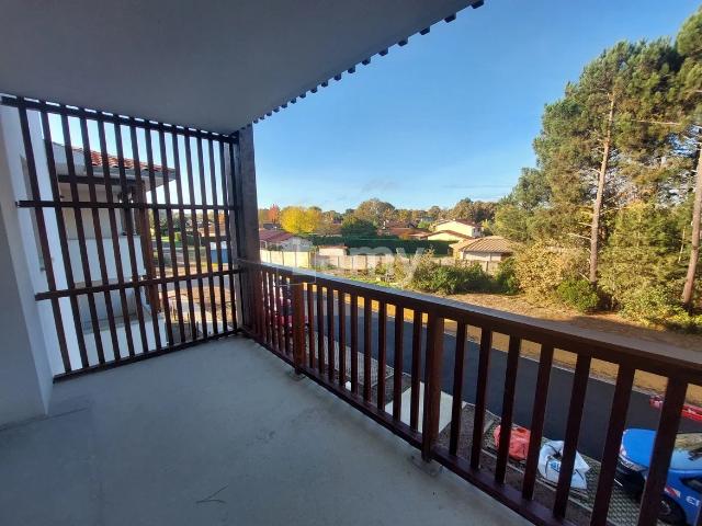 Location Appartement Rue Hélène Boucher, Mont de Marsan