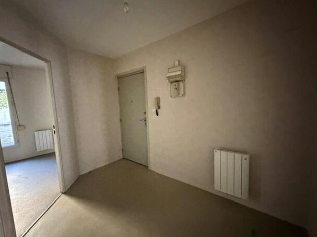 Location Appartement Rue Hellenie, Riom