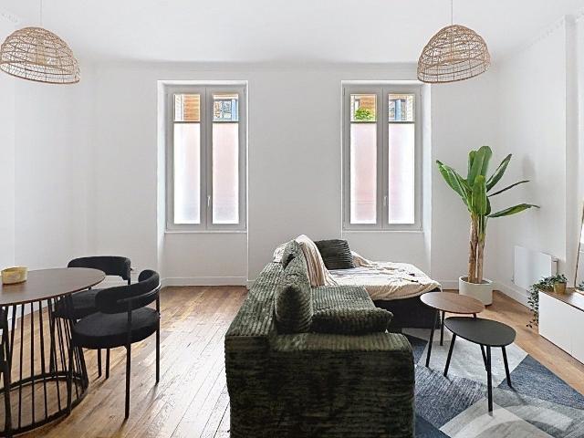 Location Appartement Rue Henri Barbusse, Clichy
