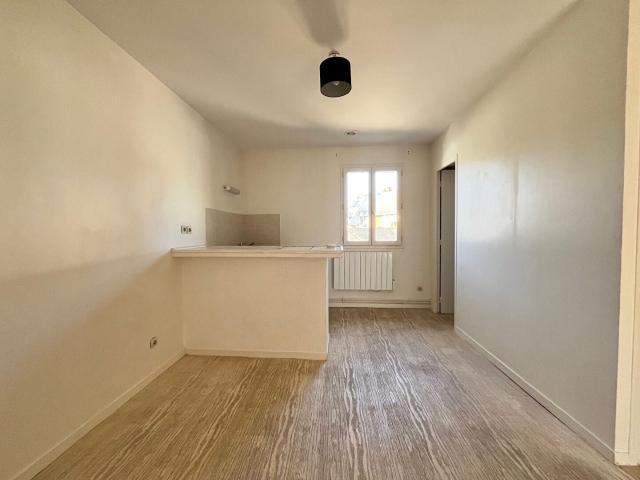 Location Appartement Rue Henri Barbusse, Grand Couronne