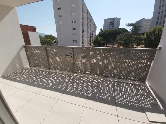 Location Appartement Rue Henri Barbusse, La Seyne sur Mer