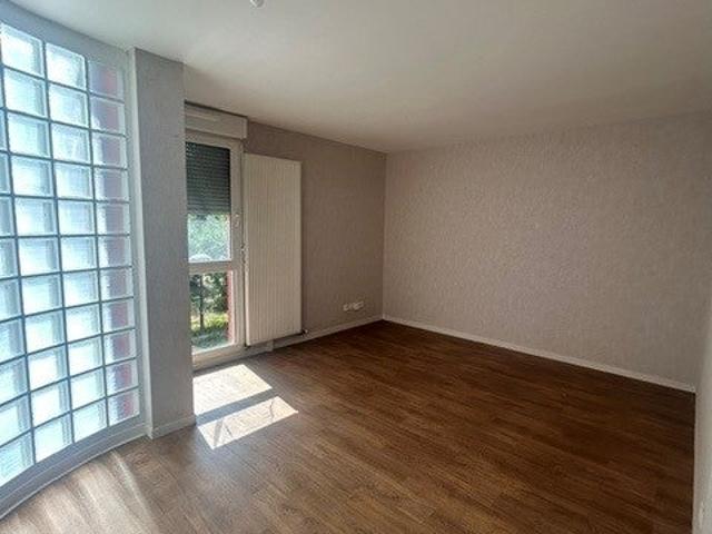 Location Appartement Rue Henri Becquerel, Dijon