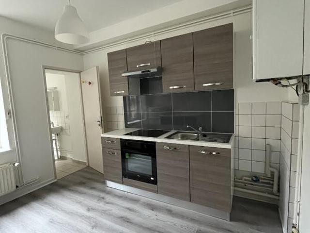 Location Appartement Rue Henri Déglin, Nancy