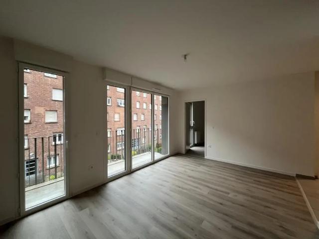 Location Appartement Rue Henri Dunant, Amiens