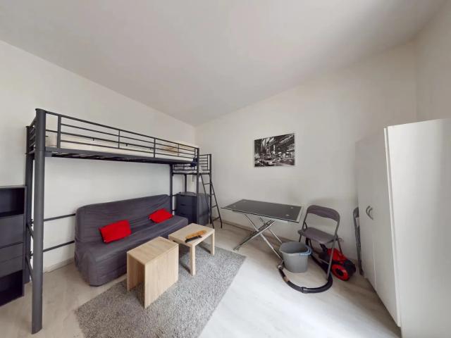Location Appartement Rue Henri Dunant, Luisant