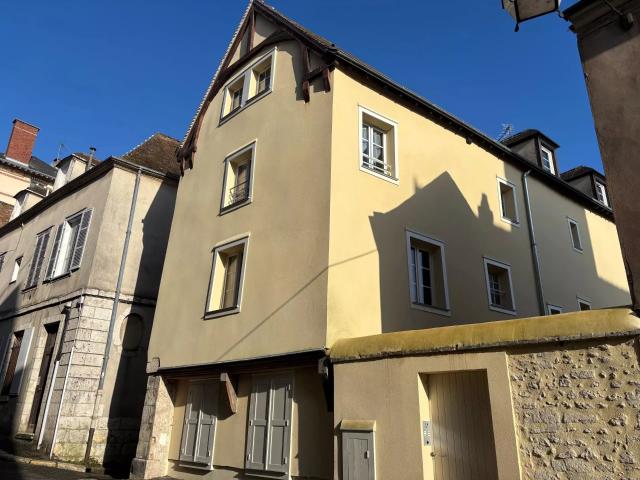 Location Appartement Rue Henri Dunant, Luisant