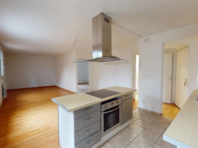 Location Appartement Rue Henri Dunant, Luisant