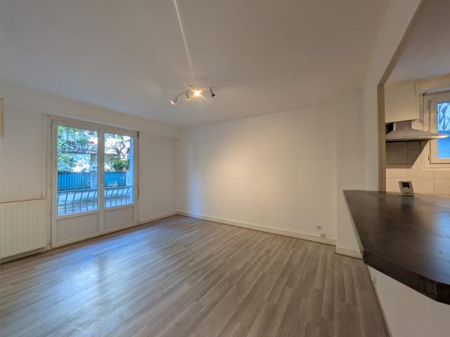 Location Appartement Rue Henri Faisans, Pau