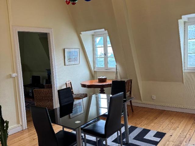Location Appartement Rue Henri IV, Pau
