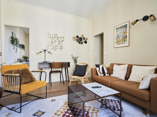 Location Appartement Rue Henri IV, Reims